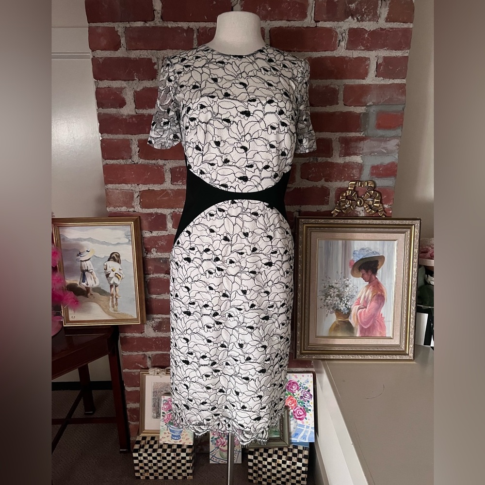 Lela Rose Cream and Black Lace Sheath Midi Dress with Short Sleeves